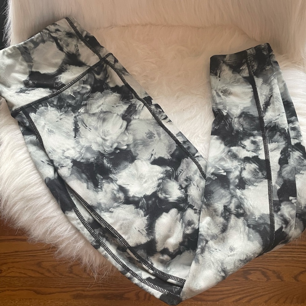 Athleta leggings